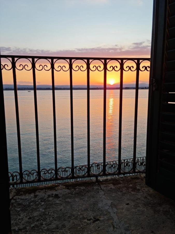 La Finestra Sul Mare Di Alfeo Lejlighed Syracuse Eksteriør billede